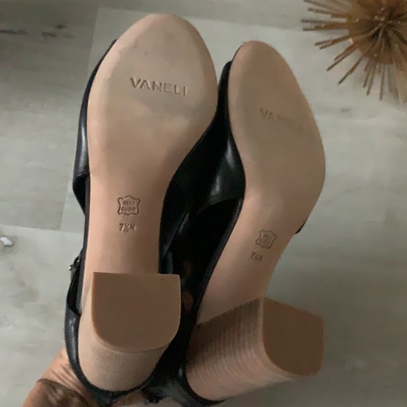 Vaneli black‎ booties heels open toe black buckle - Picture 5 of 7